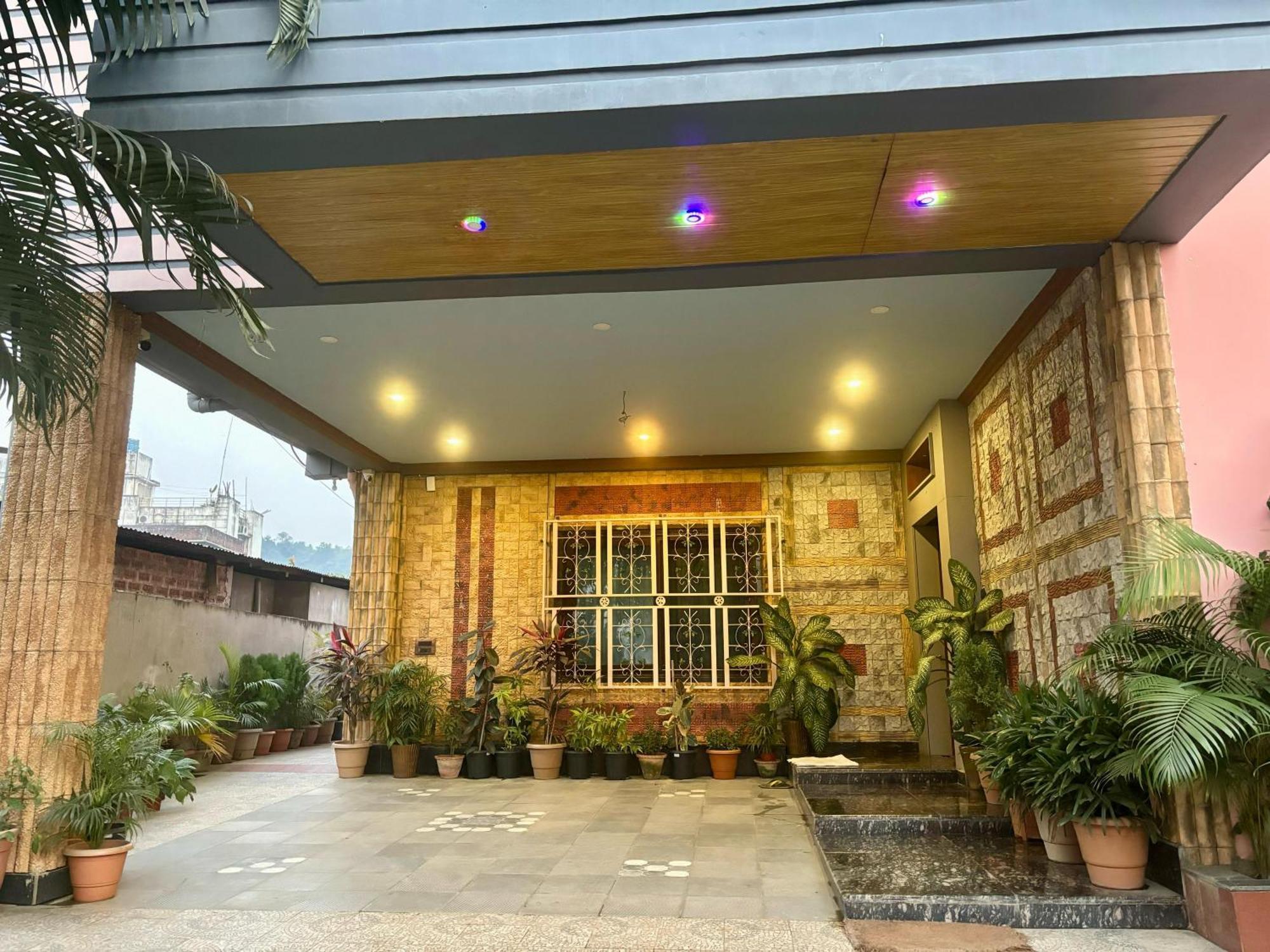 Krishna Shree Guest House Guwahati Ngoại thất bức ảnh